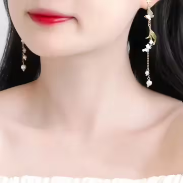 鈴蘭花蝴蝶飛×不對稱螺旋耳夾