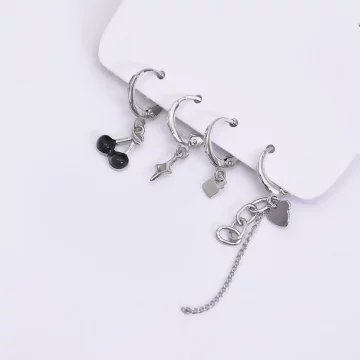 黑櫻桃鎖頭幾何流蘇×四套件單邊耳扣組.avif