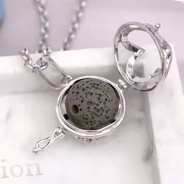 四葉幸運草×薰香火山石×長項鍊