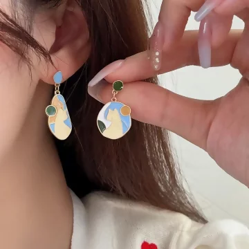 萌趣抽象小貓咪×不對稱吊墜耳環.avif