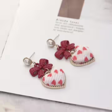 紅結絨布愛心&times;吊墜耳環