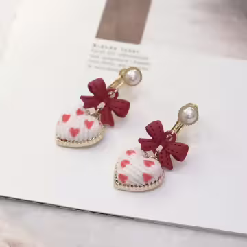 紅結絨布愛心&times;螺旋耳夾