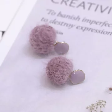 粉紫毛毛球×吊墜耳環.avif