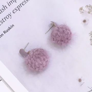 粉紫毛毛球×吊墜耳環.avif