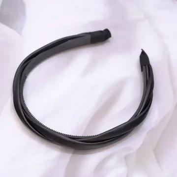 皮革旋轉扭結×髮箍×共三色.avif
