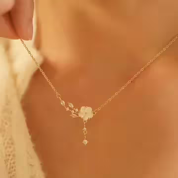 梅花閃鑽淚滴×鎖骨項鍊