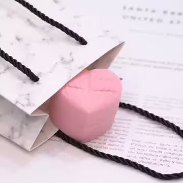 粉翼愛心&times;適用戒指/耳釘/項鍊/手鍊&times;絨布盒