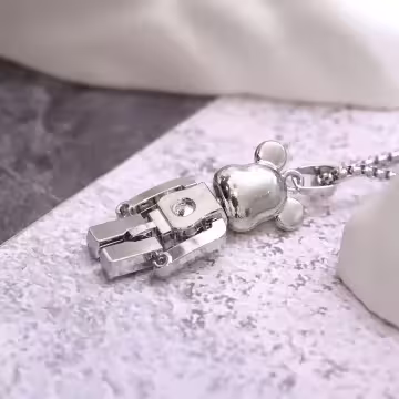 閃亮暴力熊×中性長項鍊