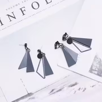 霧霾藍黑木頭三角×不對稱吊墜耳環