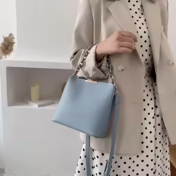 時尚鍊條桶包×斜背包×藍色