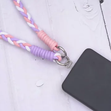 撞色麻花辮×手機斜背雙勾掛繩×粉紫.avif