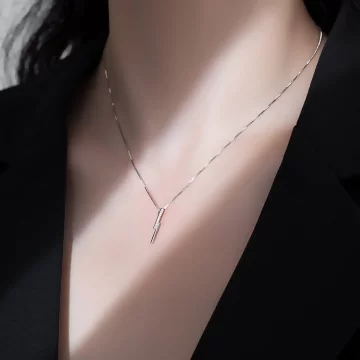 925銀飾×一字微鑲×鎖骨項鍊 .avif