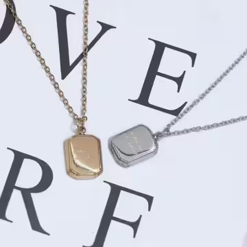 316鋼飾×字母吊牌×鎖骨項鍊×金色