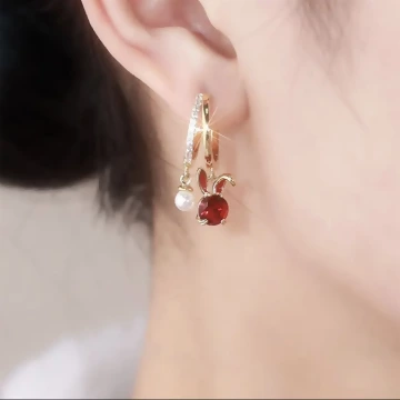 珍珠紅寶石兔兔×吊墜耳環.avif