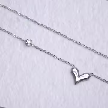 316鋼飾×愛心點鑽×鎖骨項鍊×銀色