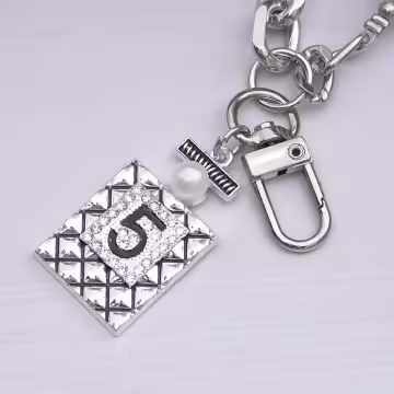 小香風香水5號雙層鍊條×手機腕帶掛繩×銀色