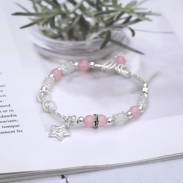 粉色琉璃細彎管星星×固定式串珠手鍊.avif