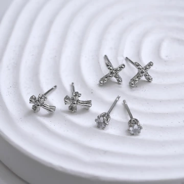 輕奢十字架小水鑽×三套件耳環組.avif