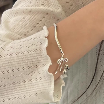 925銀飾×蝴蝶結緞帶鈴鐺×開口手環.avif