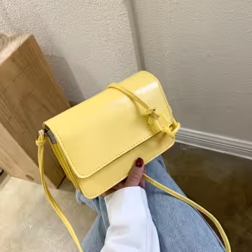 簡約純素面不對稱背帶×斜背包×黃色