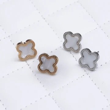 925銀針×復古雛菊小花×耳針.avif
