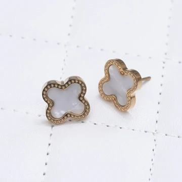 925銀針×復古雛菊小花×耳針.avif