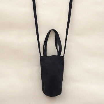 素面帆布水杯袋×手提兩用×斜背袋×黑色.avif