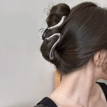 隨性線條×鯊魚夾×銀色