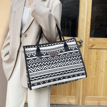 民族風線條圖騰印花×手提袋×黑色.avif