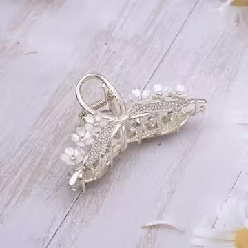 精緻小白花叢×鯊魚夾