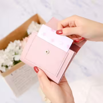 金屬V字磨砂麂皮×三折短皮夾×綠色