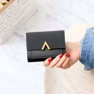 金屬V字磨砂麂皮×三折短皮夾×黑色