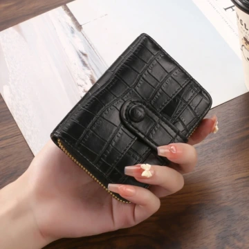 簡約鱷魚紋皮革×風琴卡夾×黑色.avif