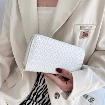 大編紋格紋×拉鍊長皮夾×白色.avif