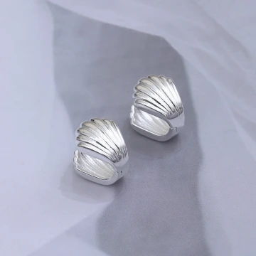 925銀針×維納斯的貝殼×耳扣.avif
