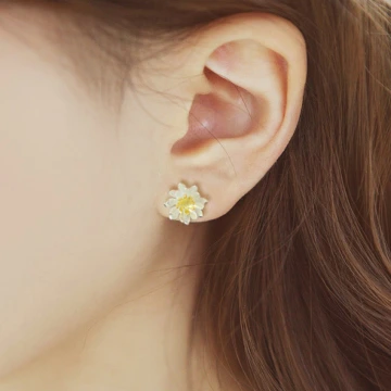 925銀針×小雛菊×耳針.avif