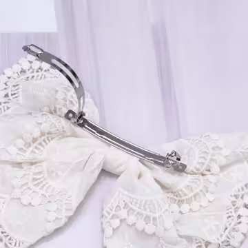 白蕾絲刺繡蝴蝶結×蝴蝶夾×髮夾