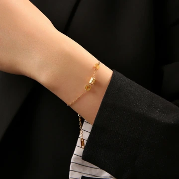 316鋼飾×羅馬數字小蠻腰 ×手鍊×金色.avif