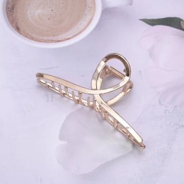 金色極簡交叉×鯊魚夾.avif