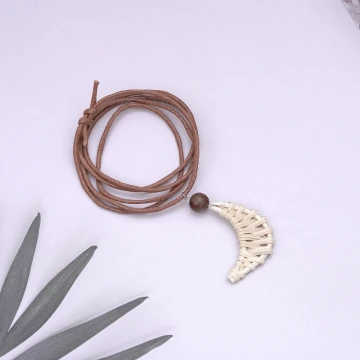 藤編月牙×蠟繩×可調節長項鍊×共二色.avif