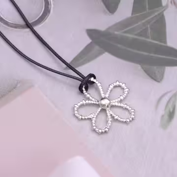 鏤空花朵×蠟繩×可調節長項鍊