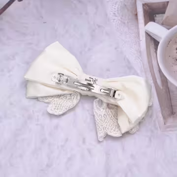蕾絲緞面蝴蝶結×蝴蝶夾