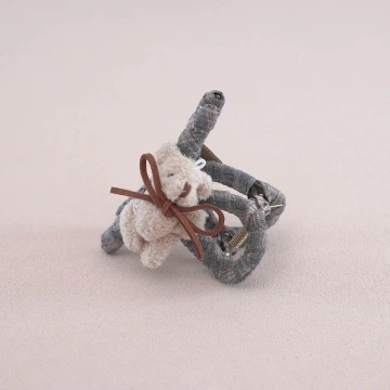 菱格小熊×鯊魚夾×共 二色.avif