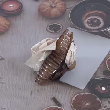 棕咖玫瑰與薔薇×鯊魚夾