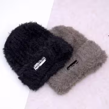 金屬標牌仿貂毛×毛帽×黑色