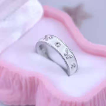 溫柔白色小蝴蝶&times;開口戒指