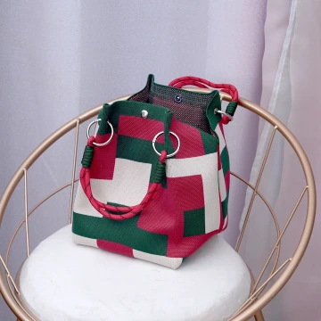 紅綠方格&times;針織手提袋.avif