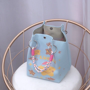 藍黑波點&times;針織手提袋.avif
