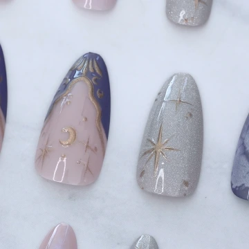 彗星繞星星&times;不對稱三角耳夾.avif