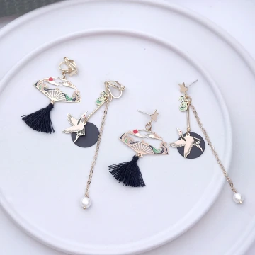 桃花盛開&times;吊墜耳勾.avif